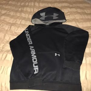 Boys youth large under armour storm hoodie